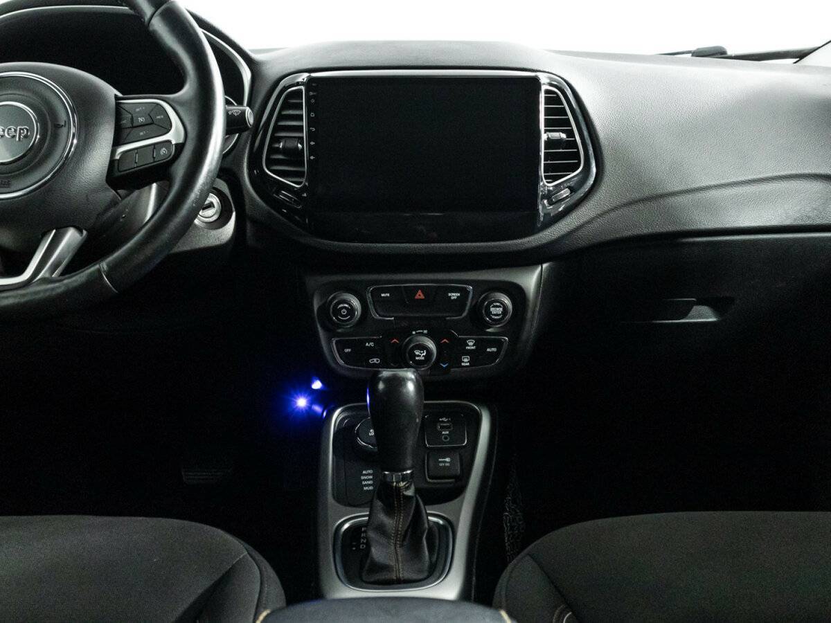 Купить Jeep Compass с пробегом. Фото: #13