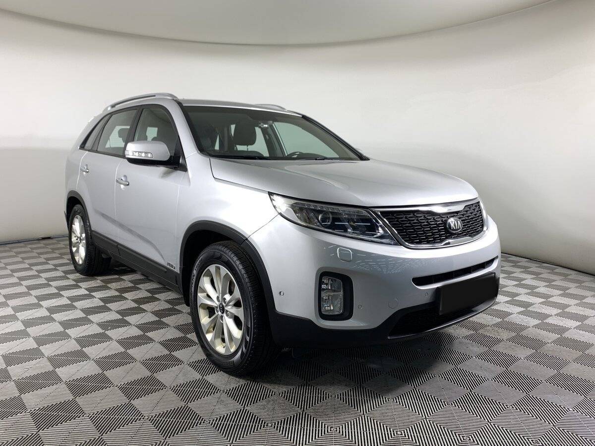 Купить Kia Sorento с пробегом. Фото: #2
