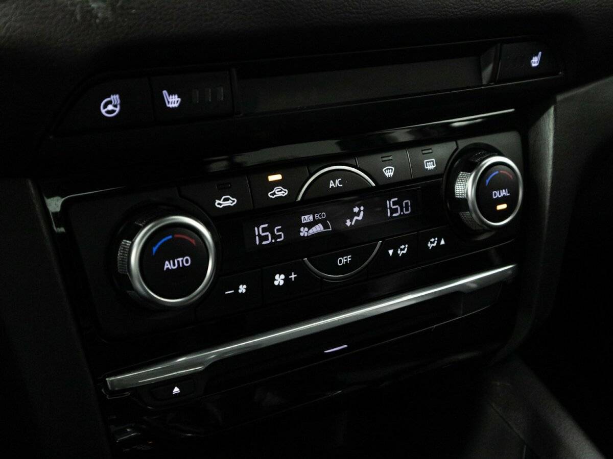 Купить Mazda 6 с пробегом. Фото: #19