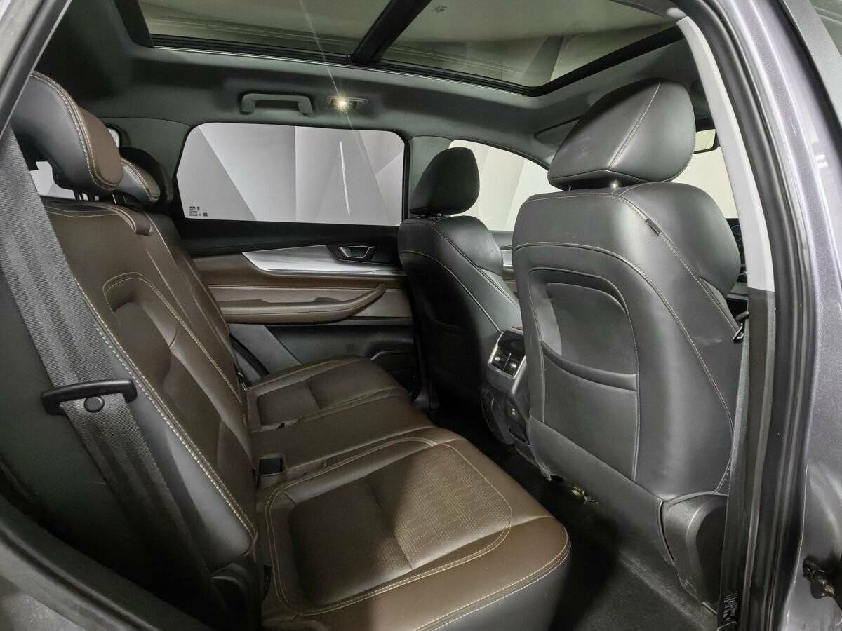 Купить Chery Tiggo 8 Pro с пробегом. Фото: #13