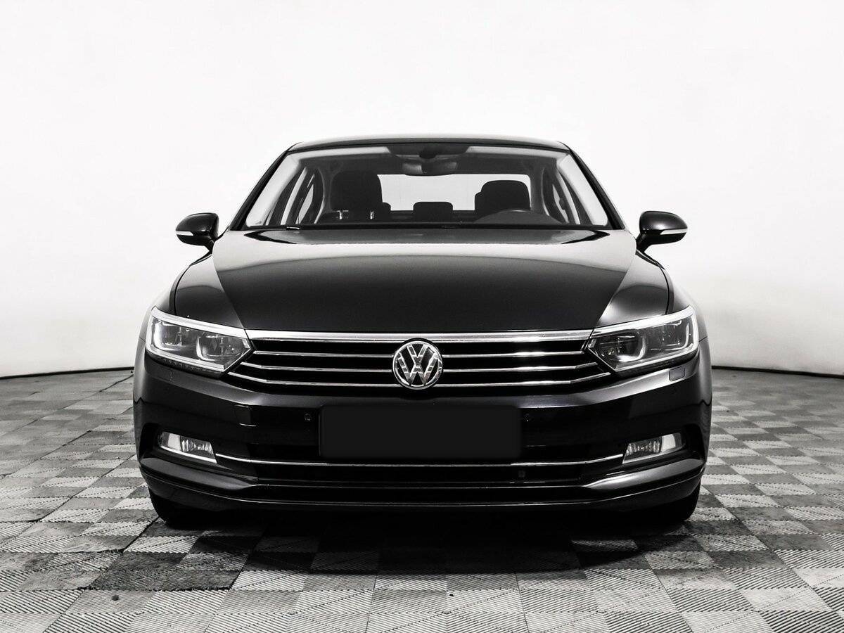 Купить Volkswagen Passat с пробегом. Фото: #1