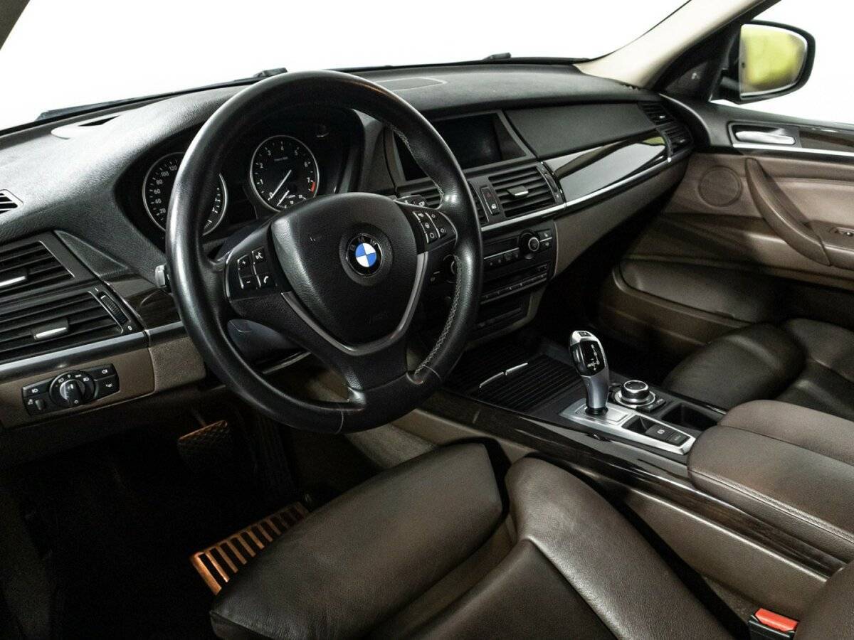 Купить BMW X5 с пробегом. Фото: #10