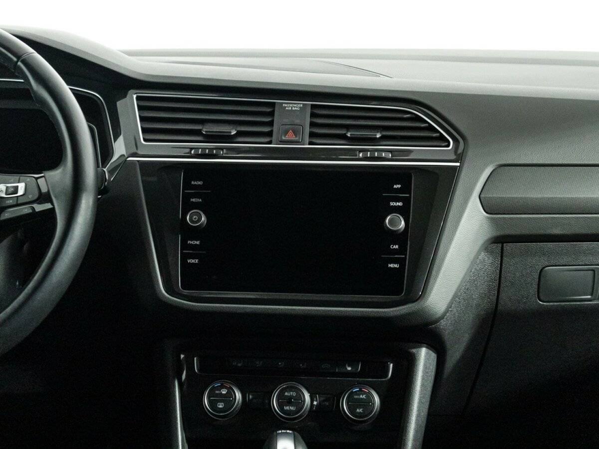 Купить Volkswagen Tiguan с пробегом. Фото: #13