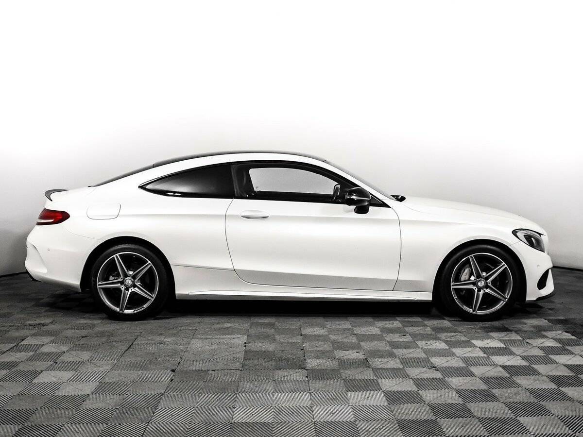 Купить Mercedes-Benz C-Класс с пробегом. Фото: #3