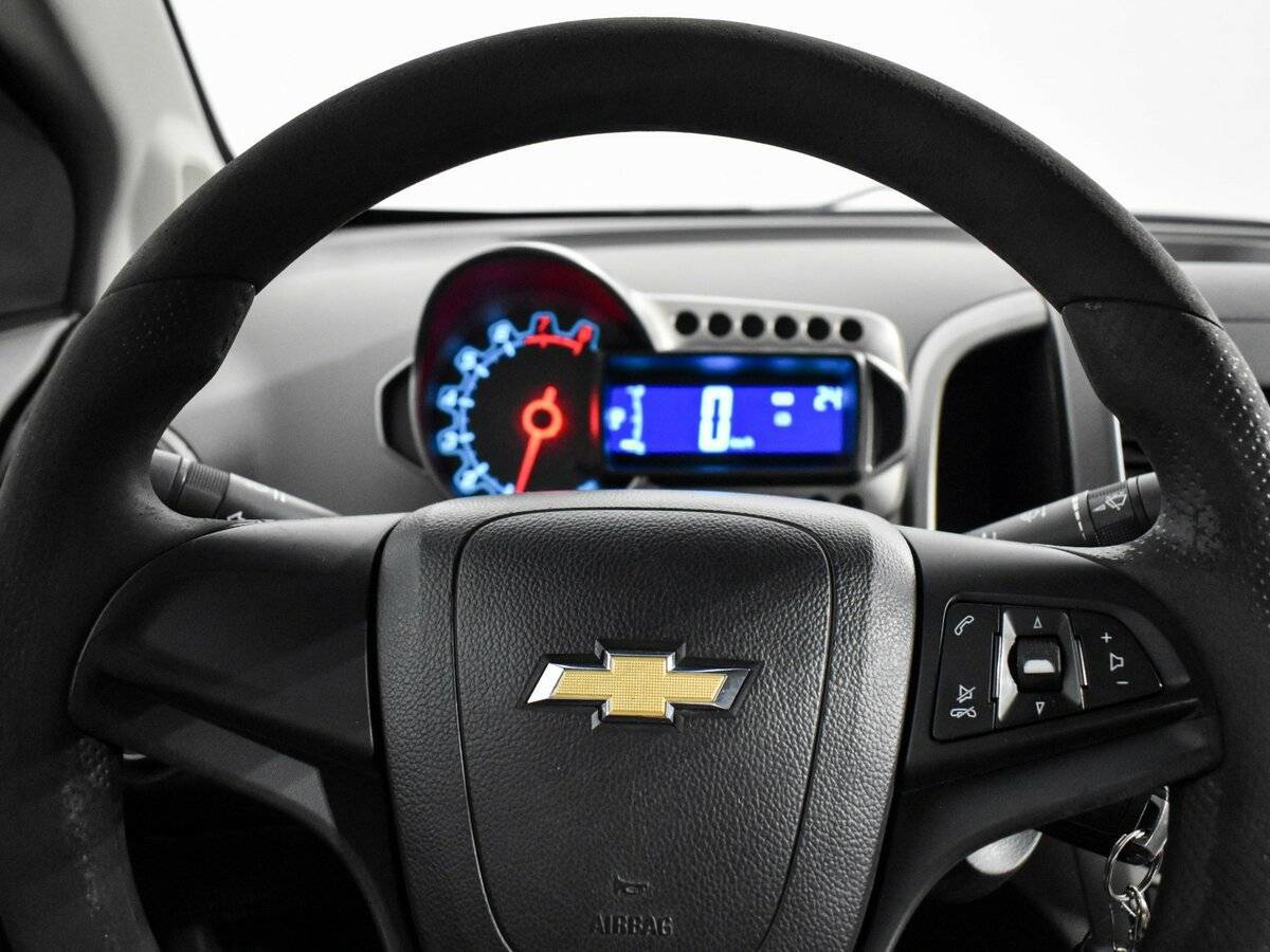 Купить Chevrolet Aveo с пробегом. Фото: #16