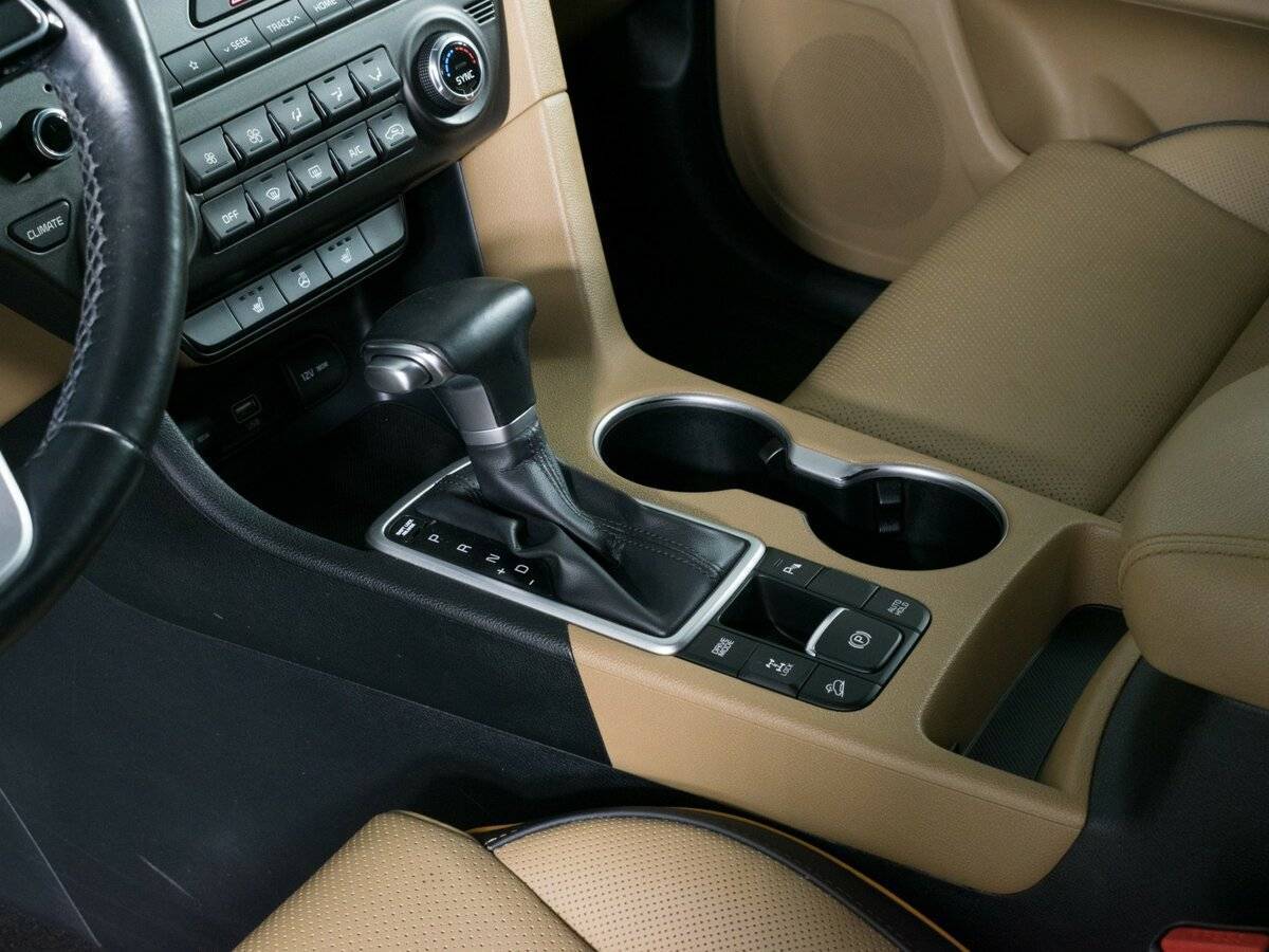 Купить Kia Sportage с пробегом. Фото: #12