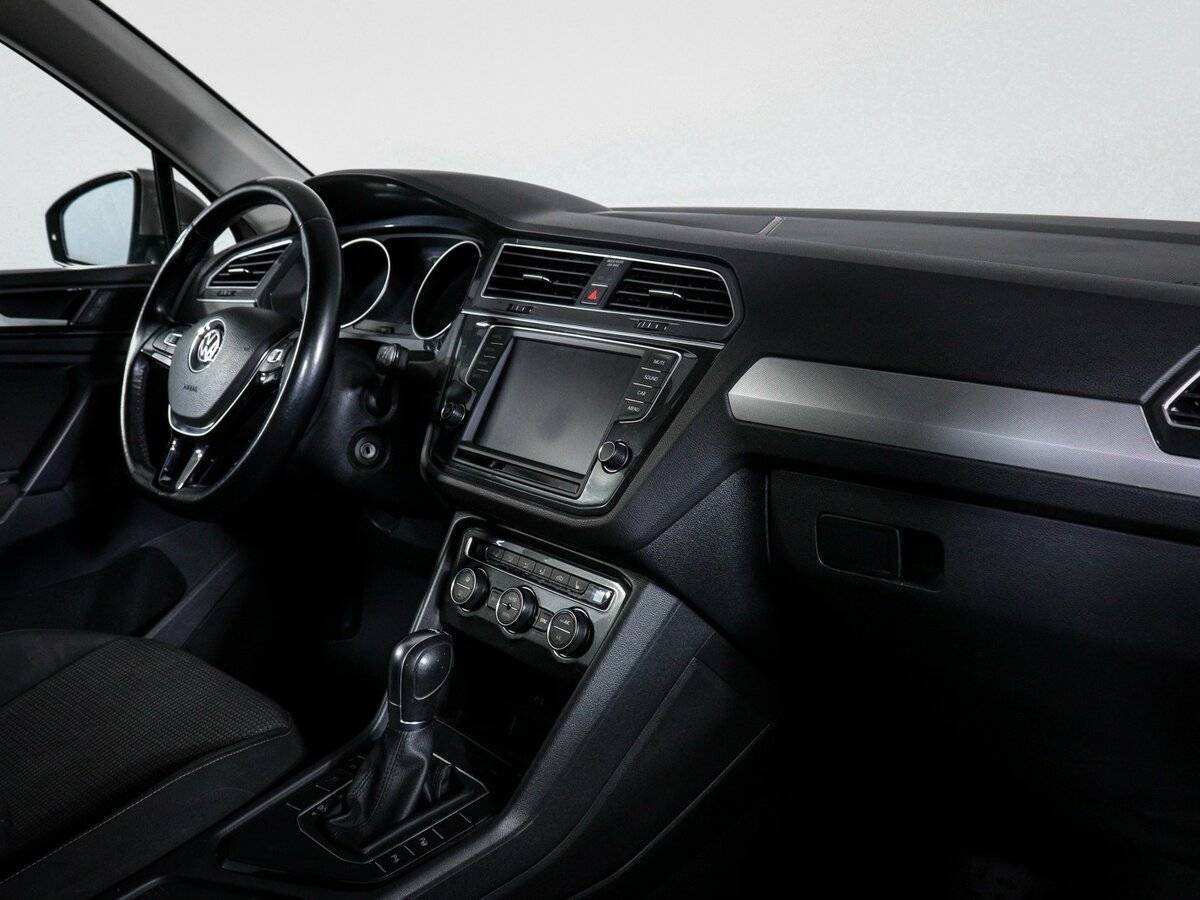 Купить Volkswagen Tiguan с пробегом. Фото: #8