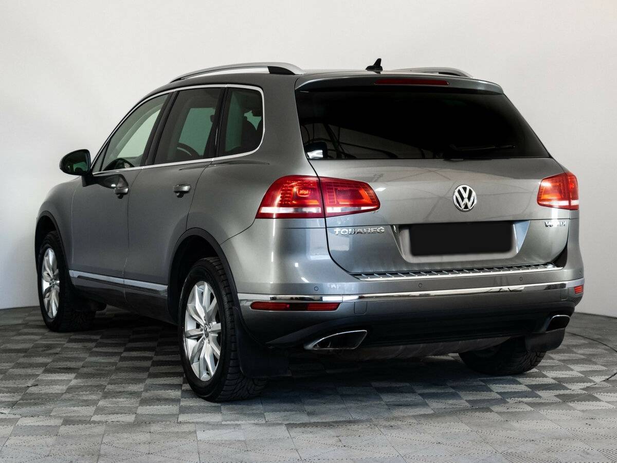 Купить Volkswagen Touareg с пробегом. Фото: #5