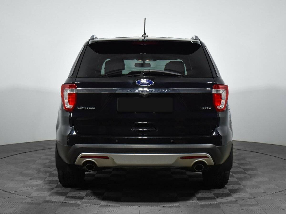 Купить Ford Explorer с пробегом. Фото: #4