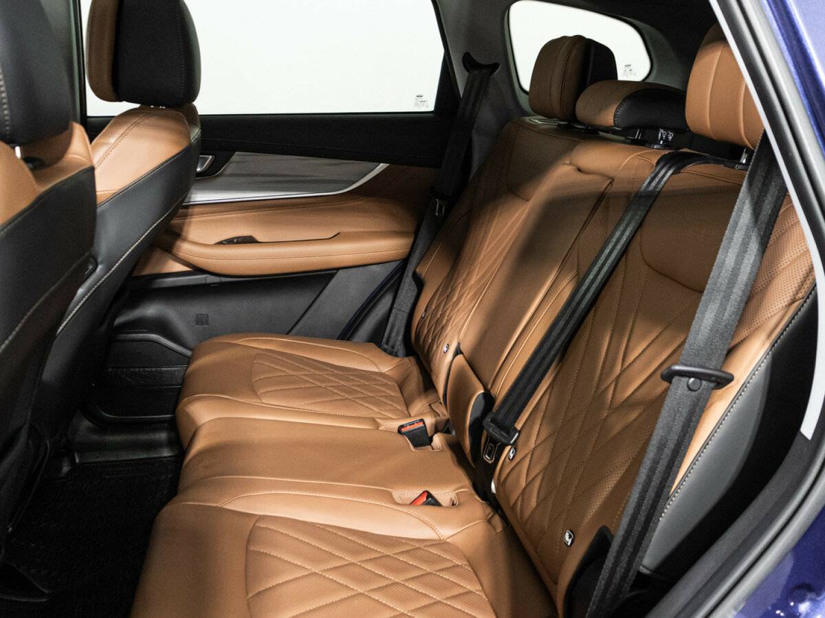 Купить Chery Tiggo 8 Pro Max с пробегом. Фото: #9