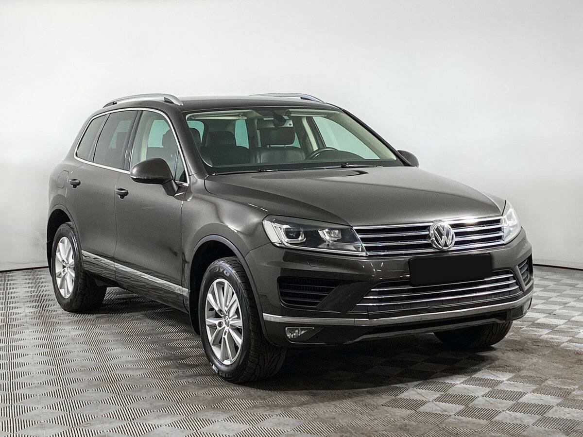 Купить Volkswagen Touareg с пробегом. Фото: #2