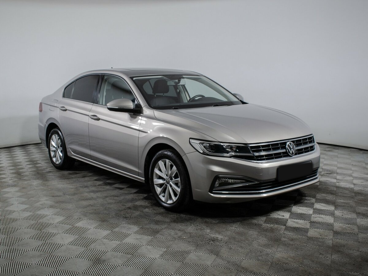 Купить Volkswagen Bora с пробегом. Фото: #2