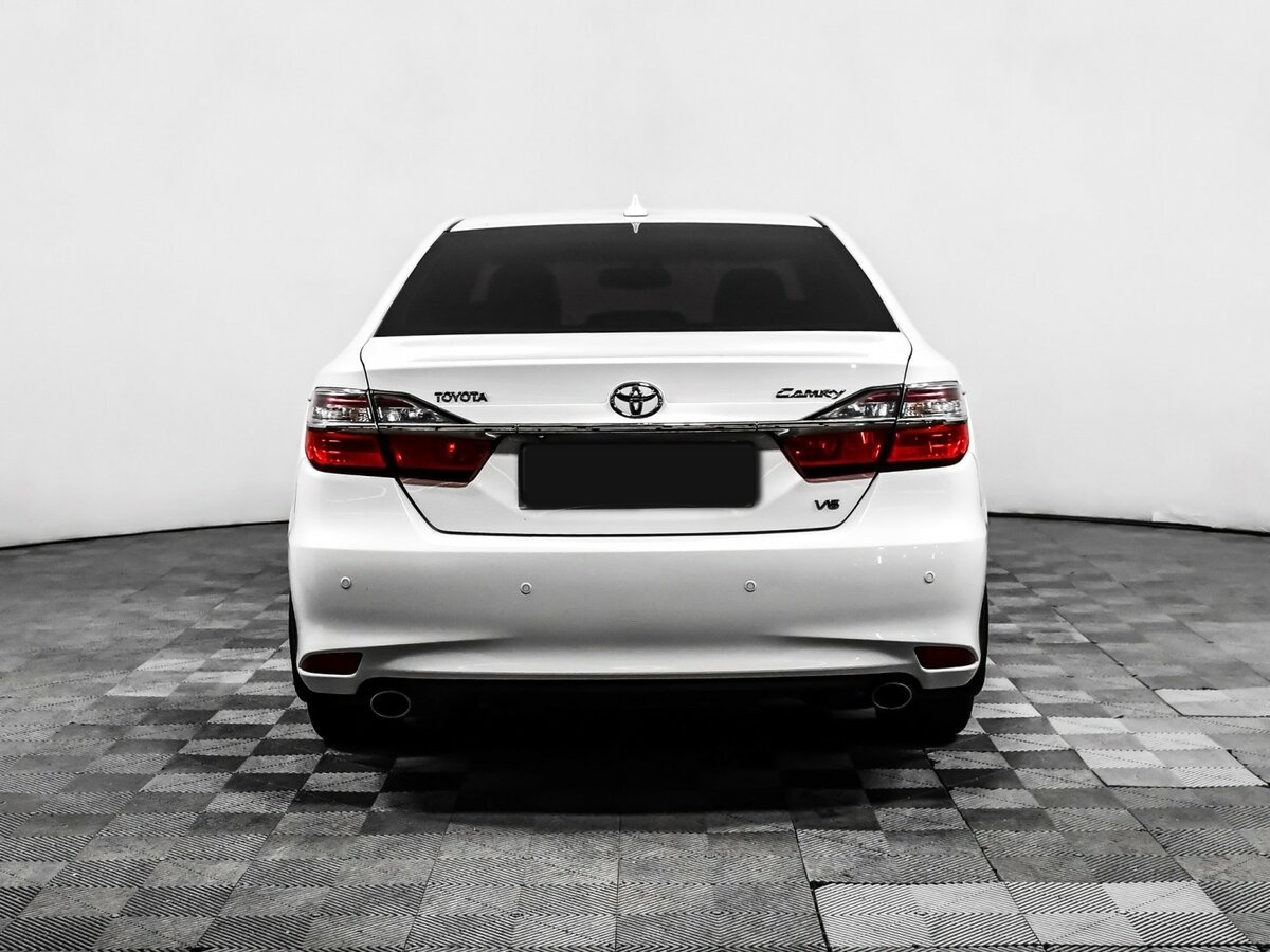 Купить Toyota Camry с пробегом. Фото: #4