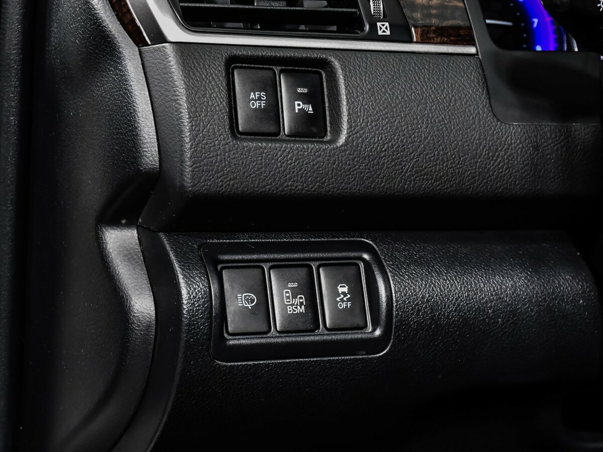 Купить Toyota Camry с пробегом. Фото: #14