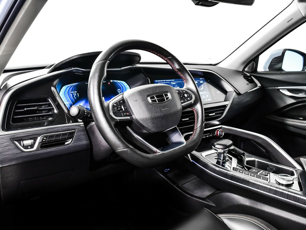 Купить Geely Tugella с пробегом. Фото: #10