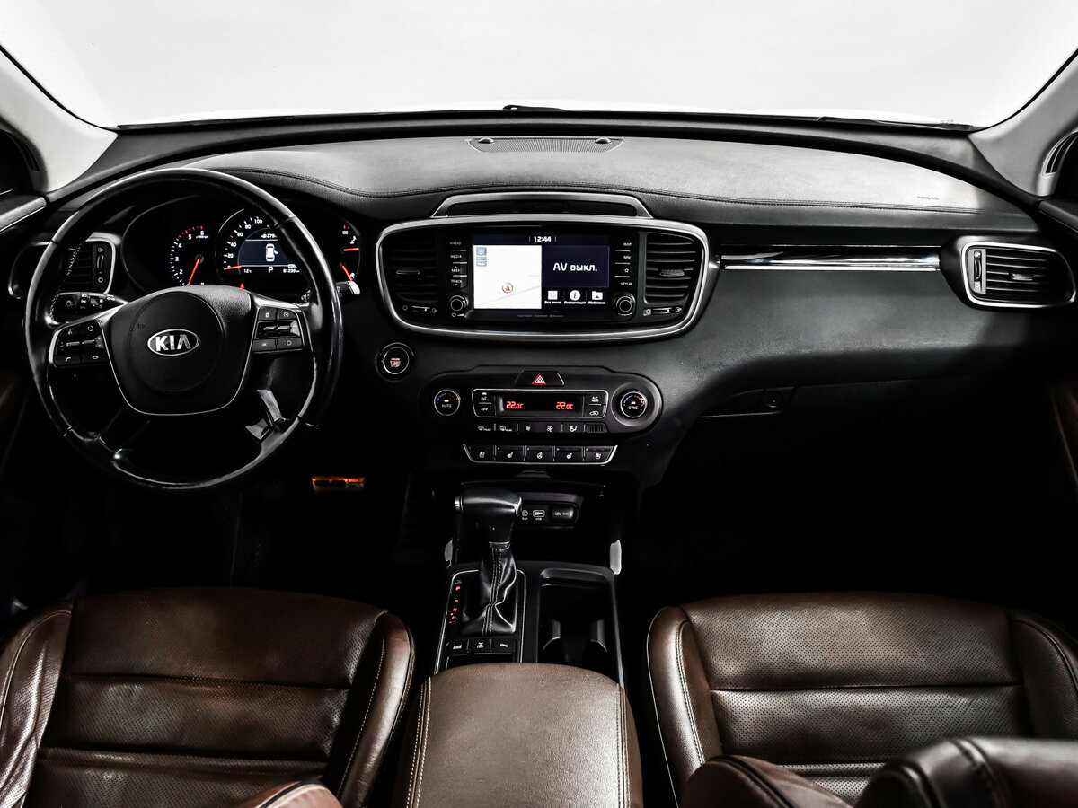 Купить Kia Sorento с пробегом. Фото: #8