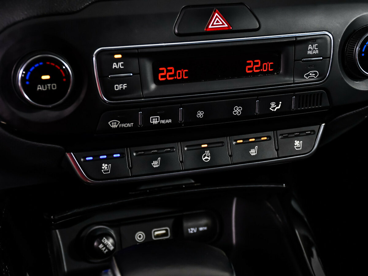 Купить Kia Sorento с пробегом. Фото: #15