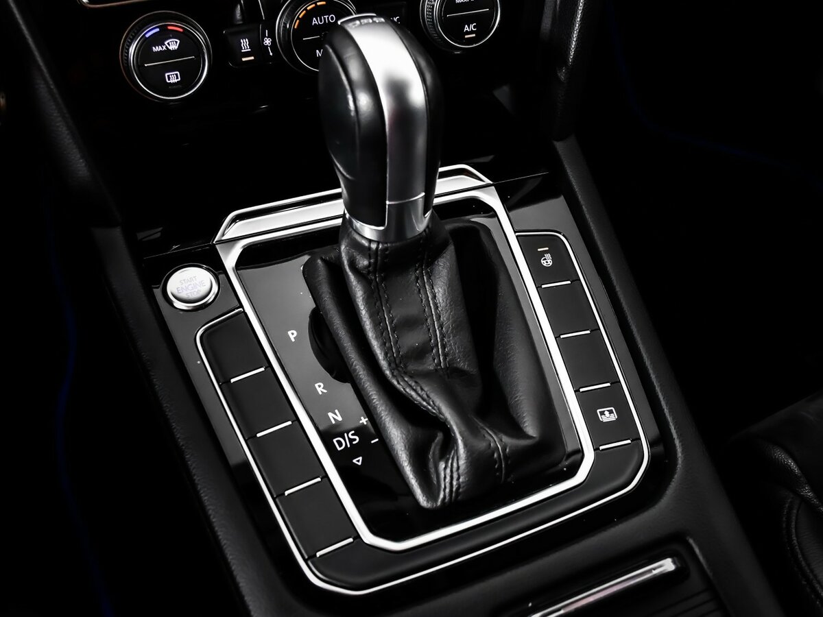 Купить Volkswagen Passat с пробегом. Фото: #13