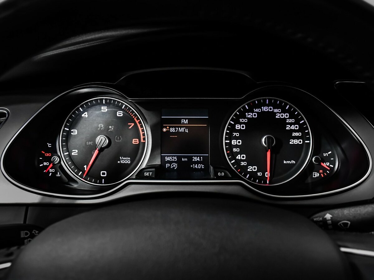 Купить Audi A4 с пробегом. Фото: #7