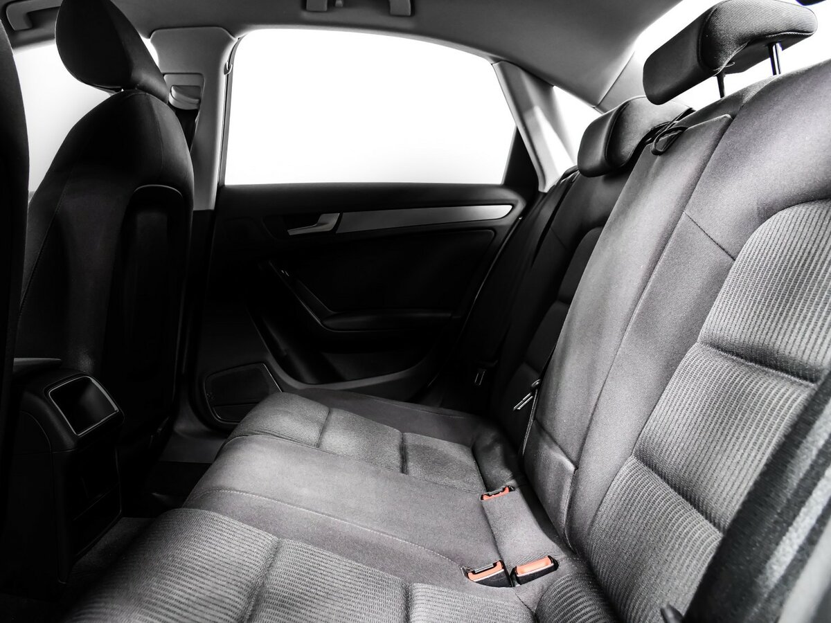 Купить Audi A4 с пробегом. Фото: #9