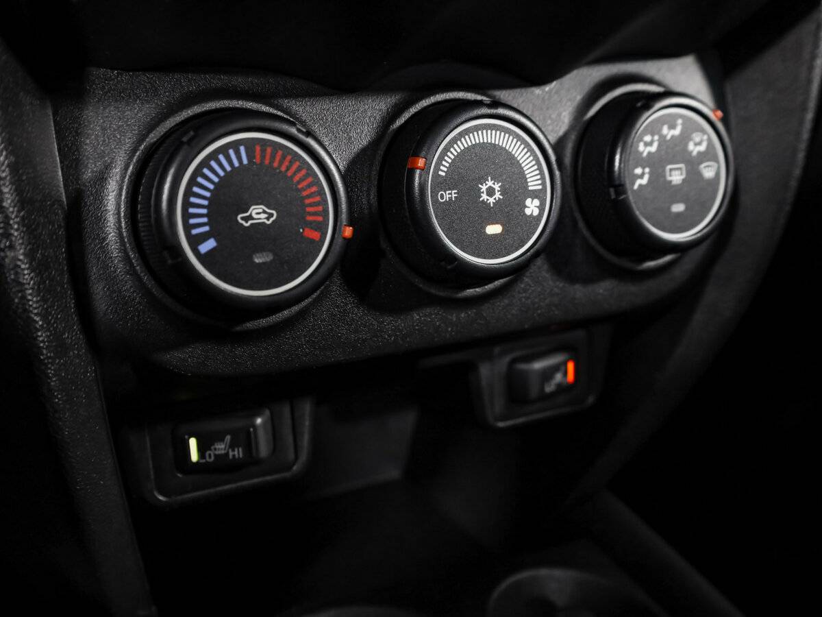 Продажа Б/У Митсубиши АС-Икс. Фото: #12