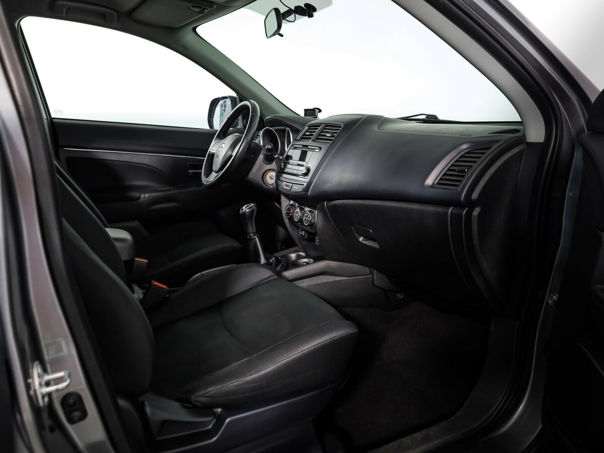 Продажа Б/У Митсубиши АС-Икс. Фото: #15