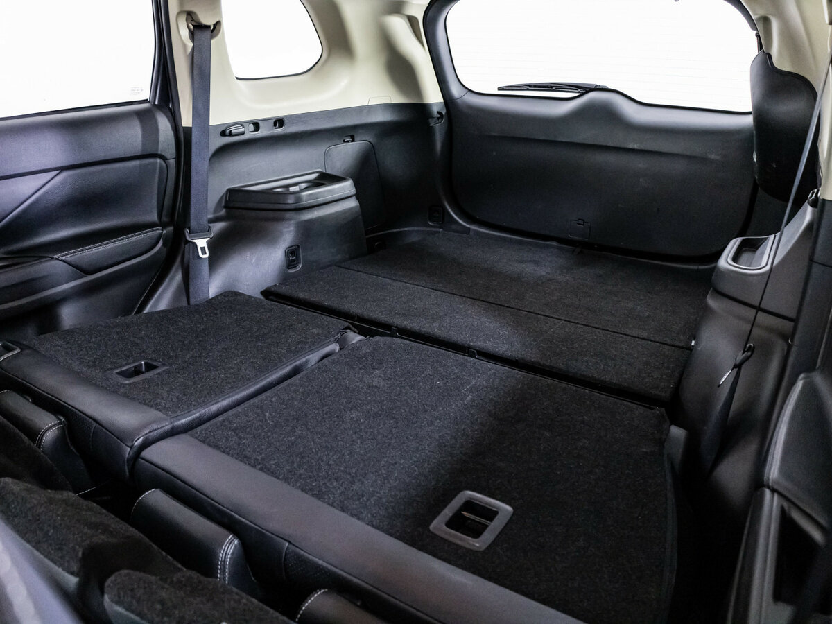 Купить Mitsubishi Outlander с пробегом. Фото: #18