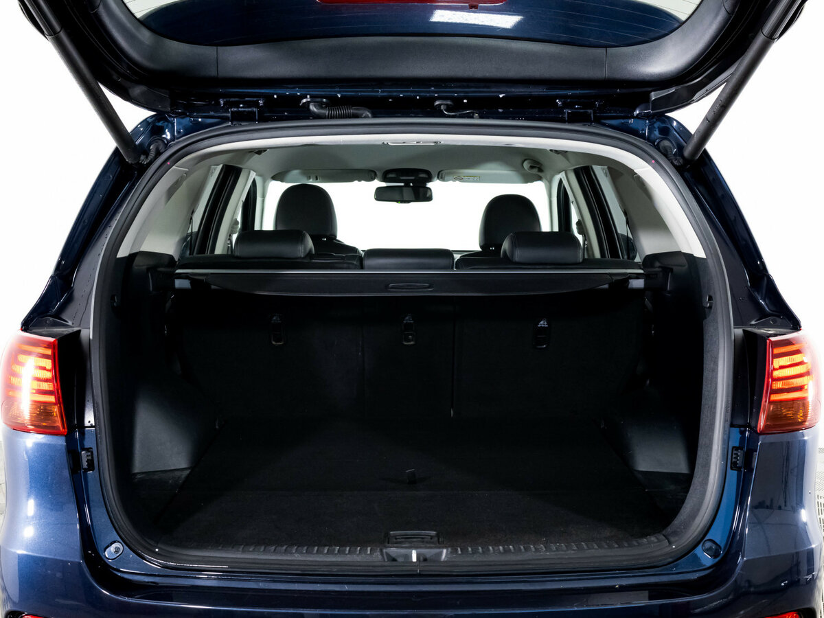 Купить Kia Sorento с пробегом. Фото: #22