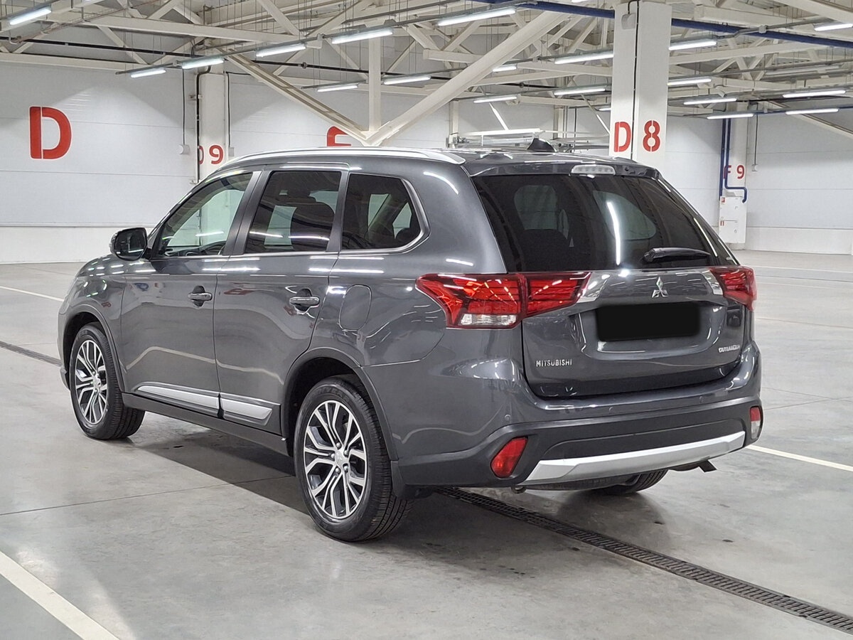 Купить Mitsubishi Outlander с пробегом. Фото: #6