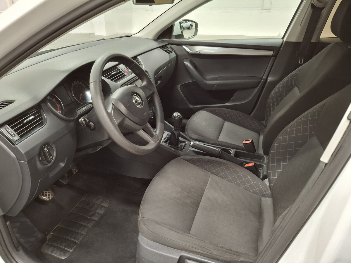 Продажа Б/У Шкода Октавия. Фото: #15