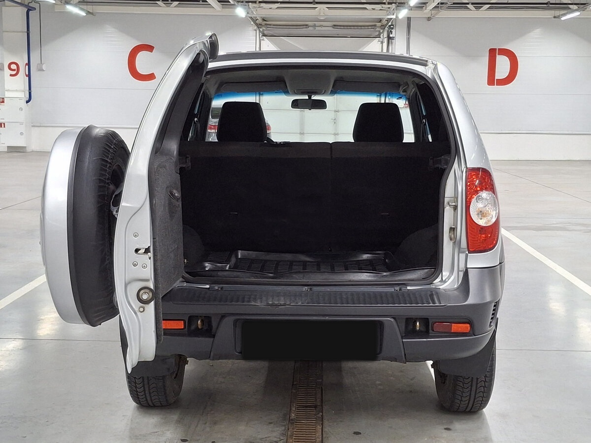 Купить Chevrolet Niva с пробегом. Фото: #9