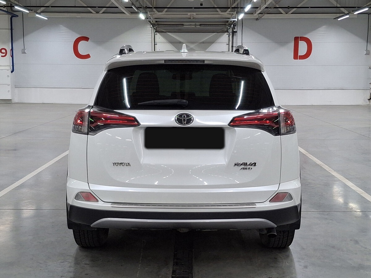 Купить Toyota RAV4 с пробегом. Фото: #5