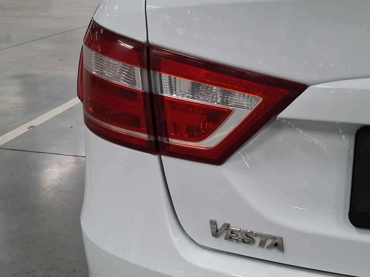 Купить Lada (ВАЗ) Vesta с пробегом. Фото: #8