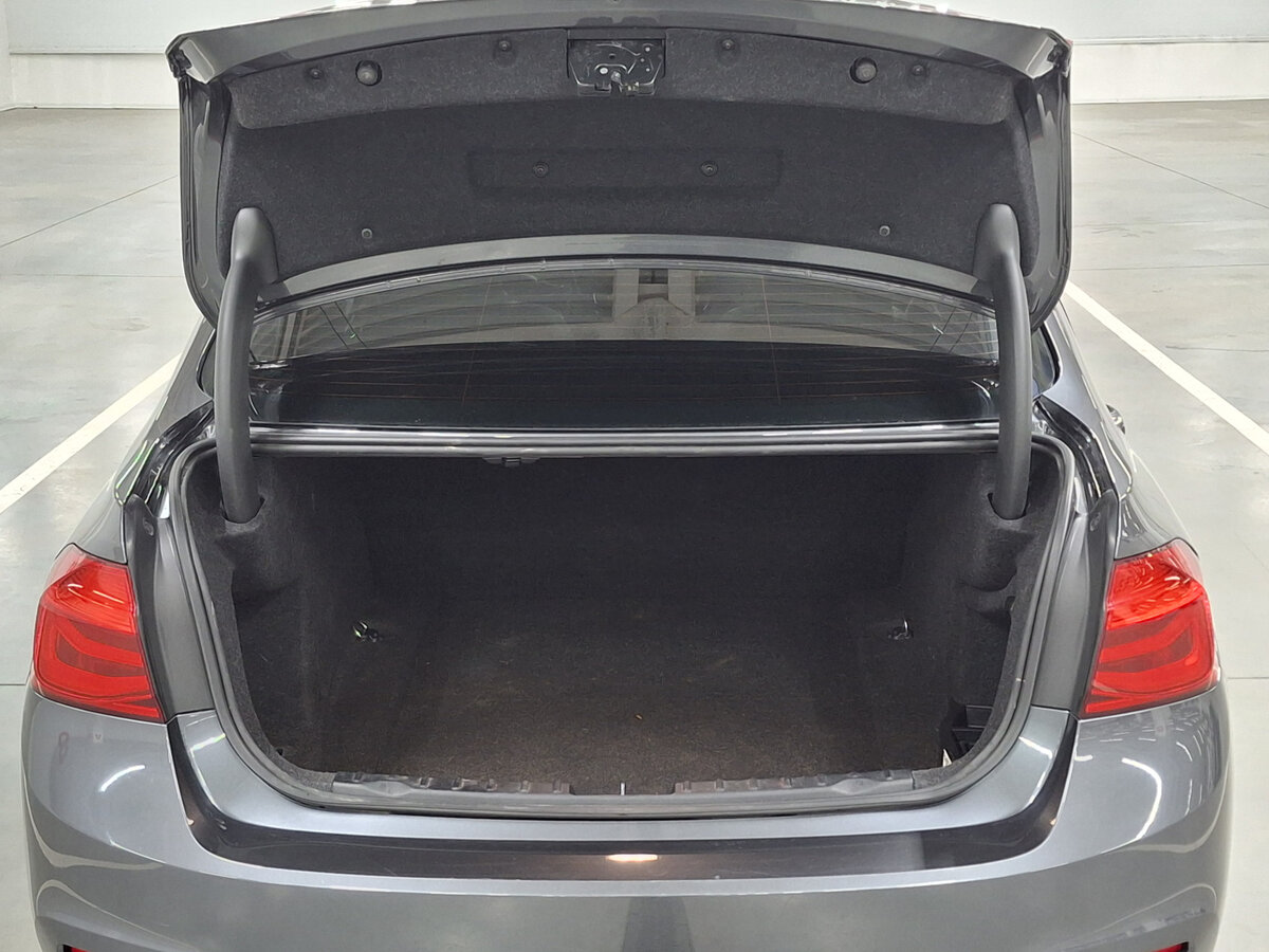 Купить BMW 3 серии с пробегом. Фото: #8