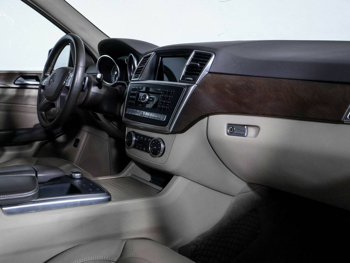 Купить Mercedes-Benz M-Класс с пробегом. Фото: #6