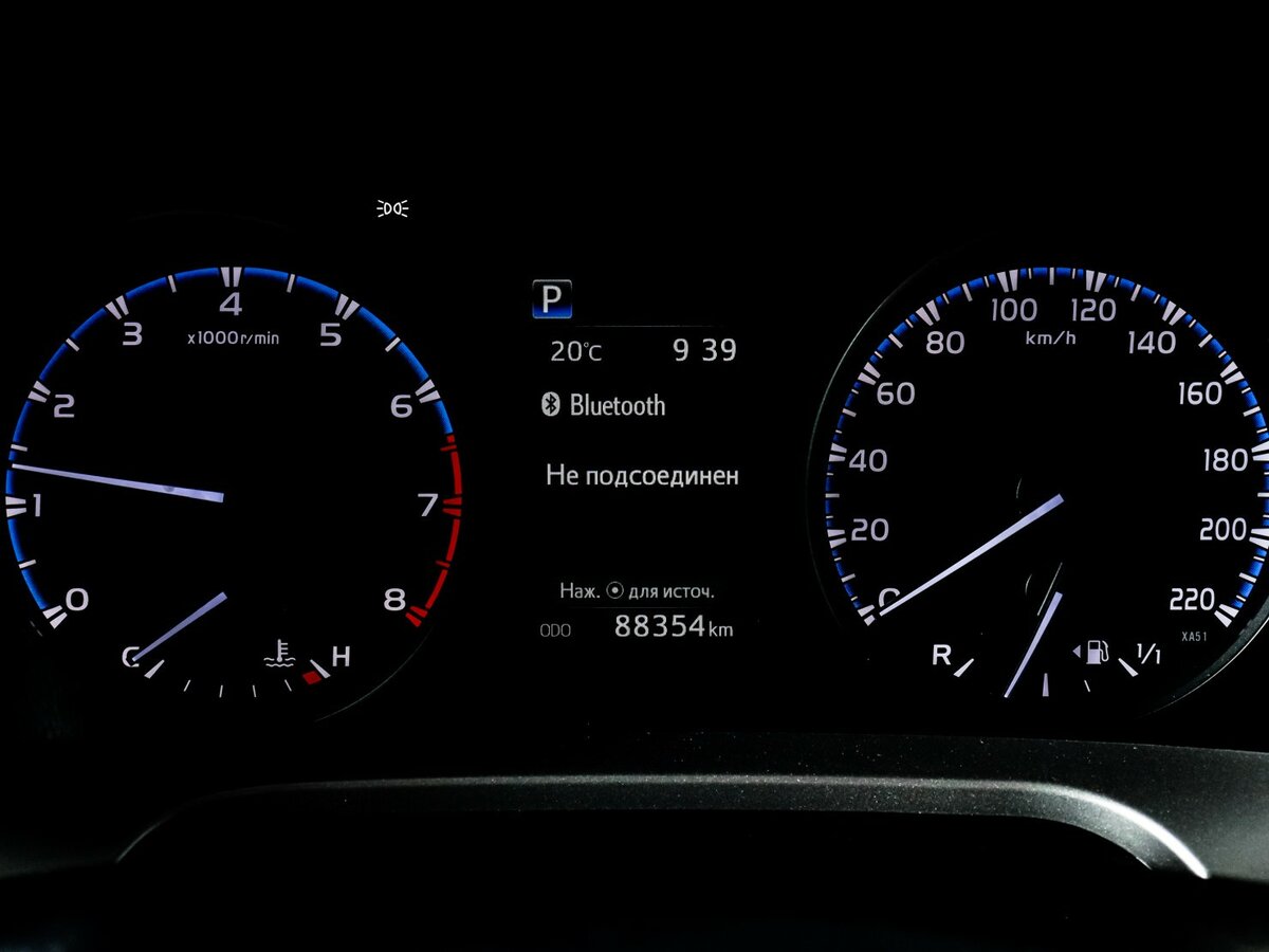 Купить Toyota RAV4 с пробегом. Фото: #10