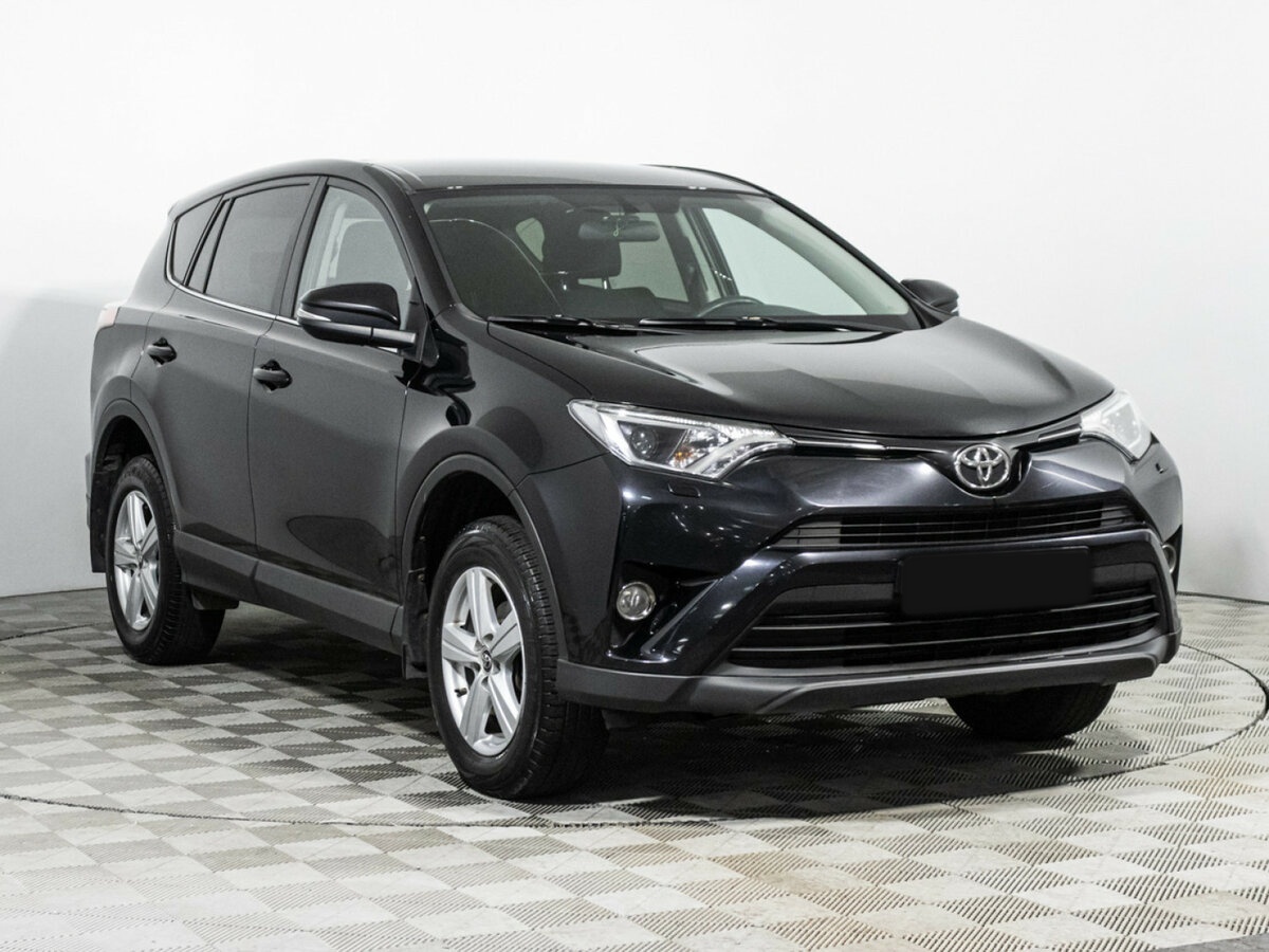 Купить Toyota RAV4 с пробегом. Фото: #2