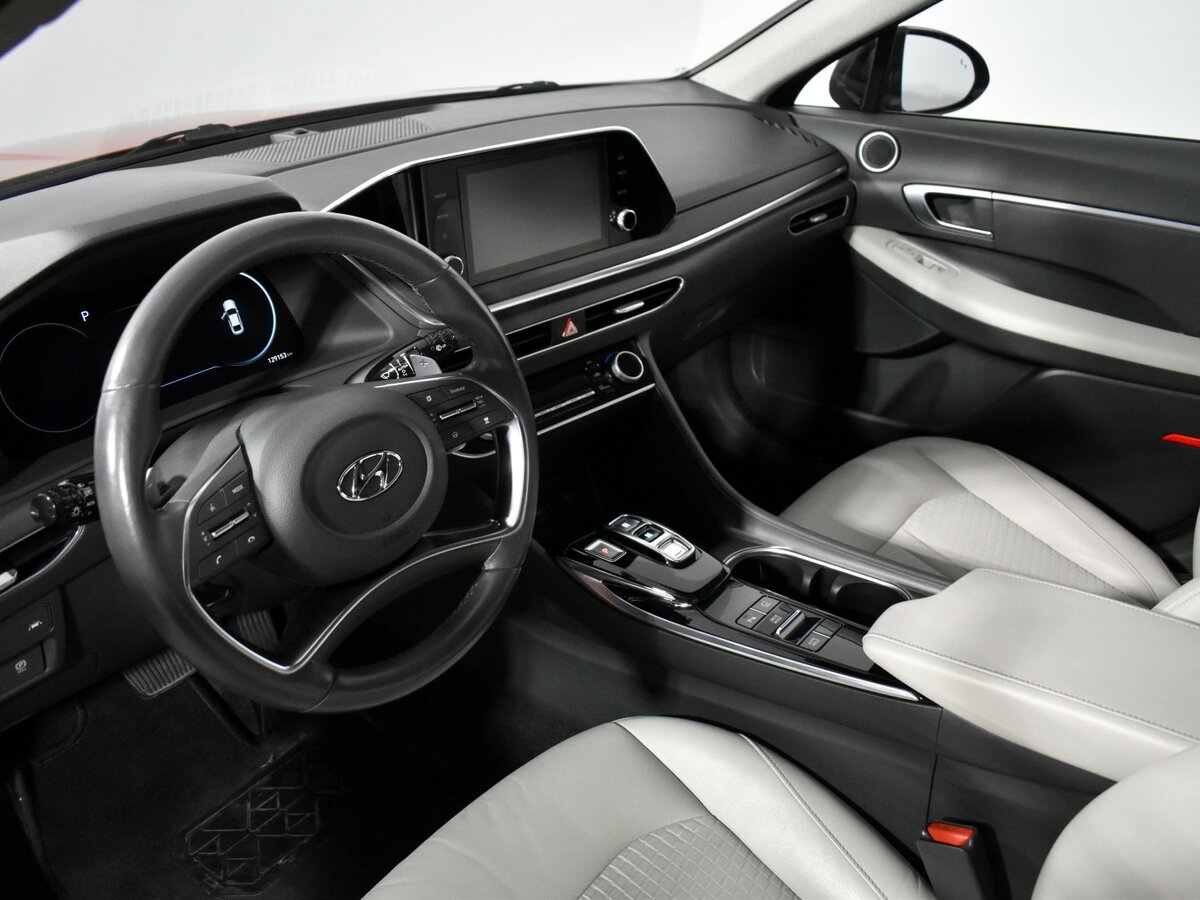 Купить Hyundai Sonata с пробегом. Фото: #6