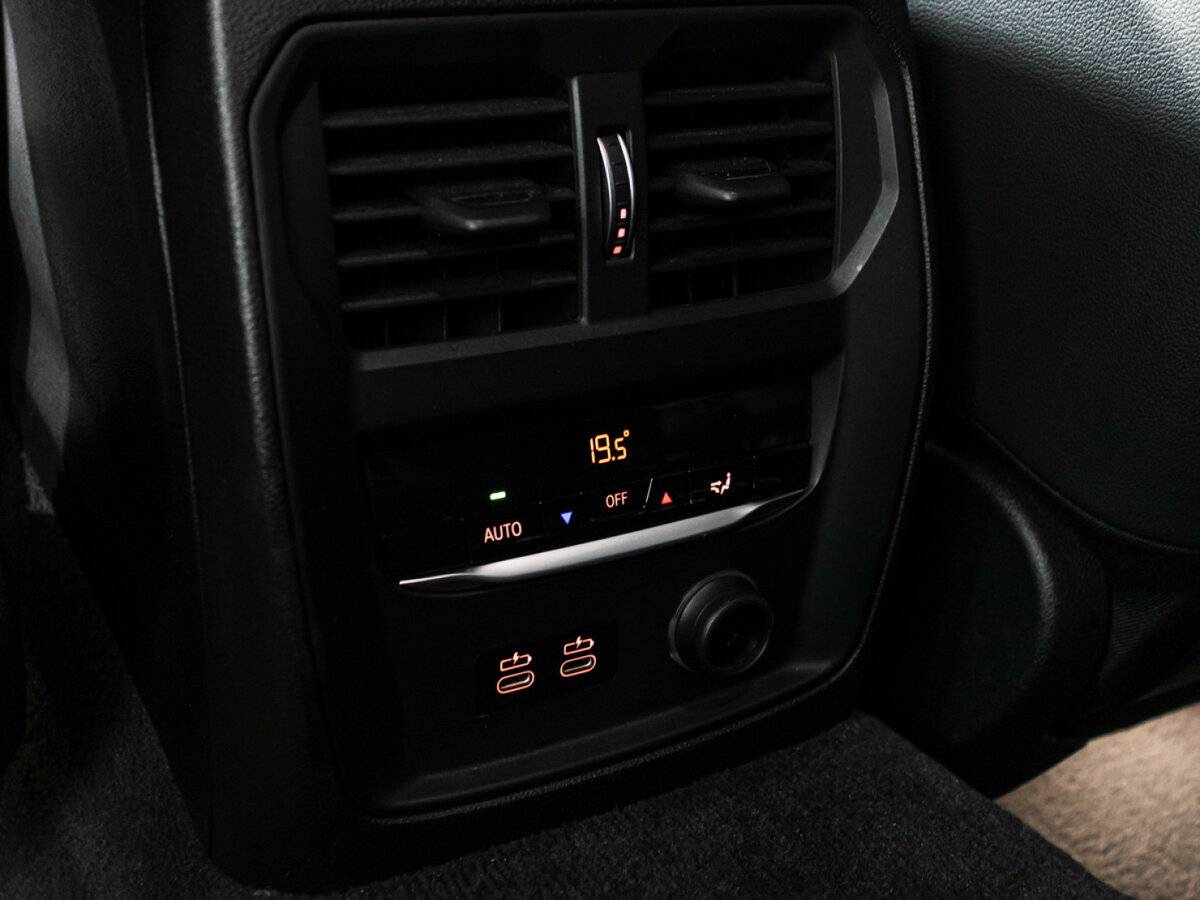 Купить BMW 3 серии с пробегом. Фото: #19