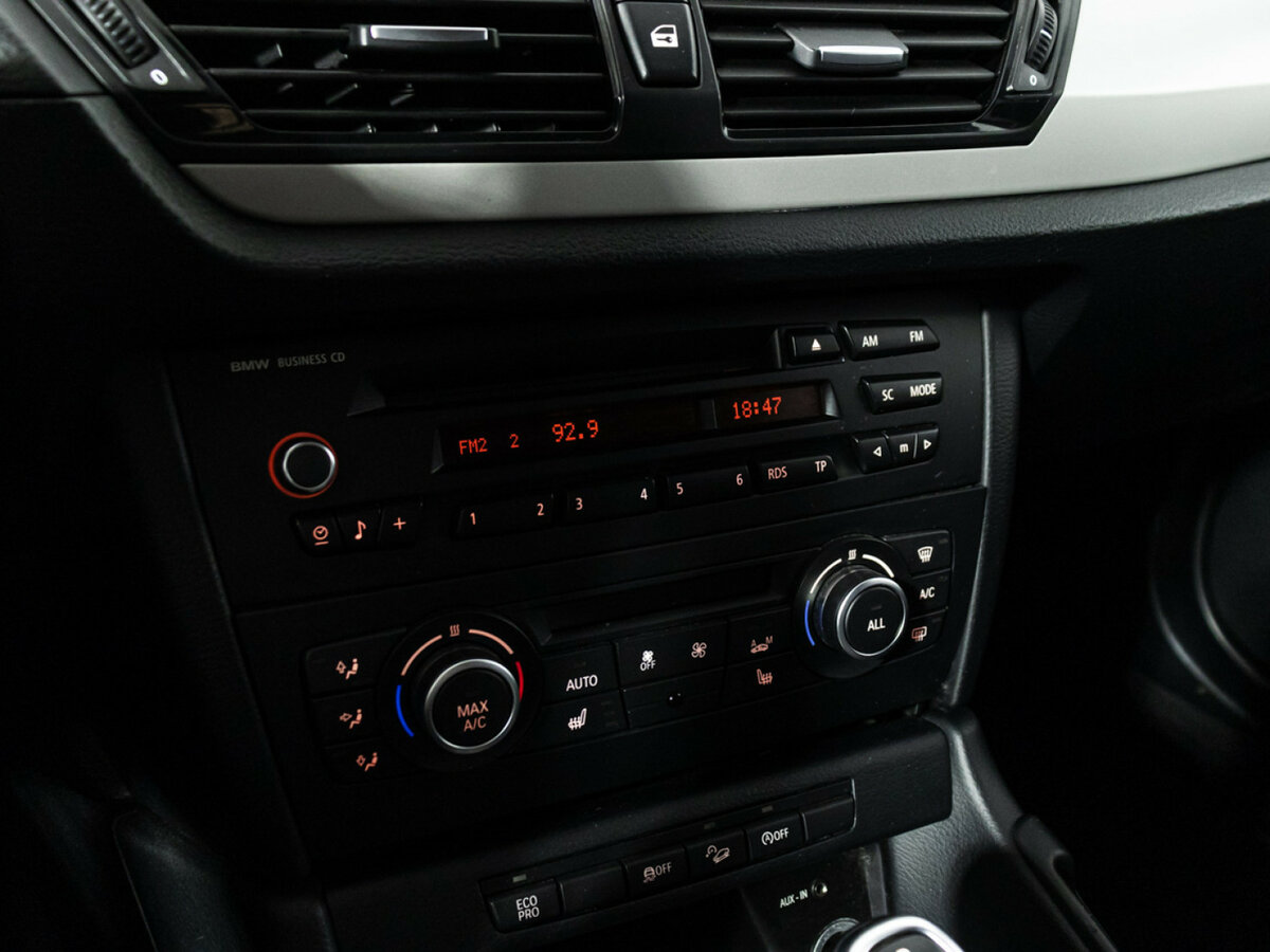 Купить BMW X1 с пробегом. Фото: #14