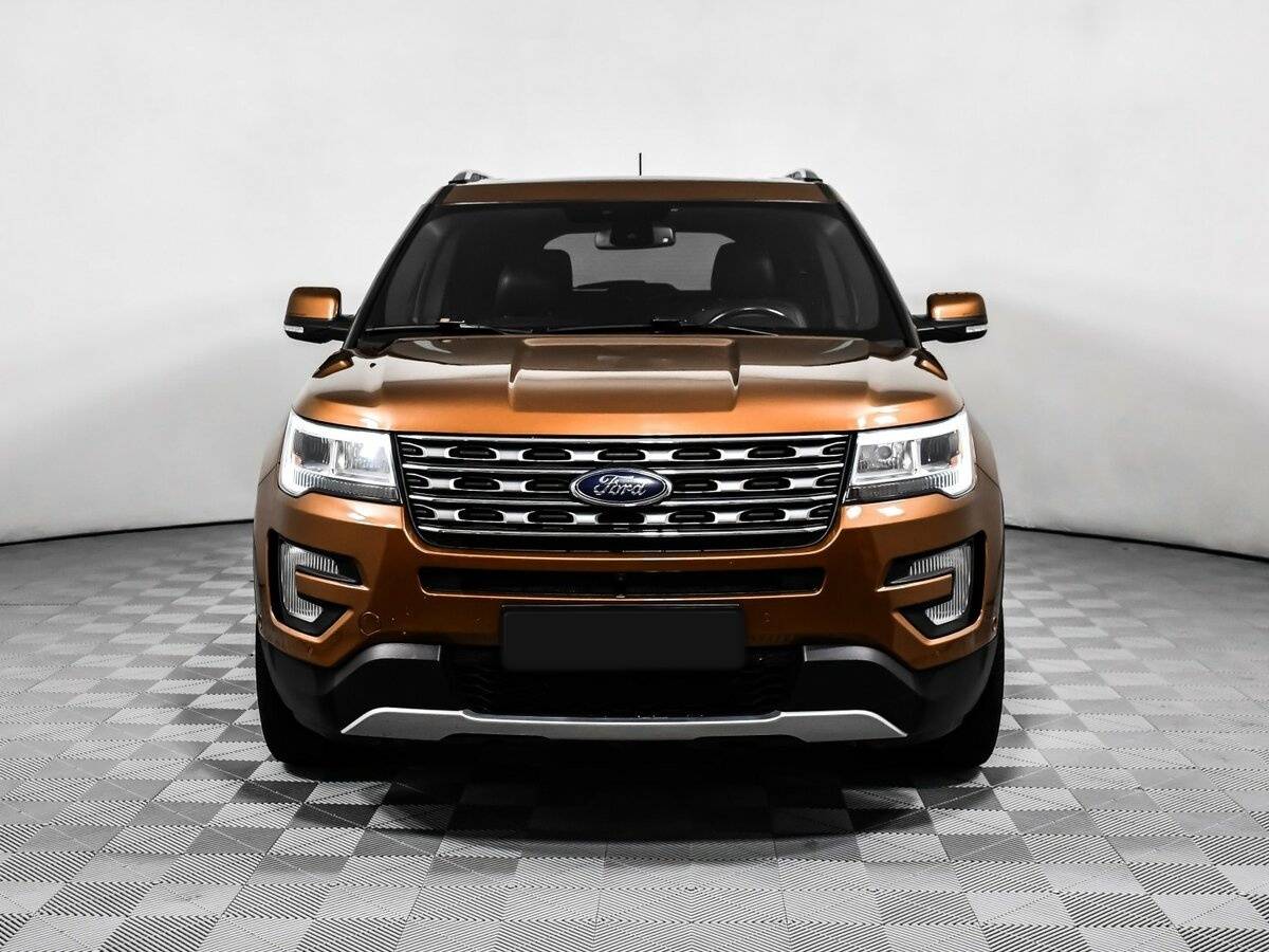 Купить Ford Explorer с пробегом. Фото: #1