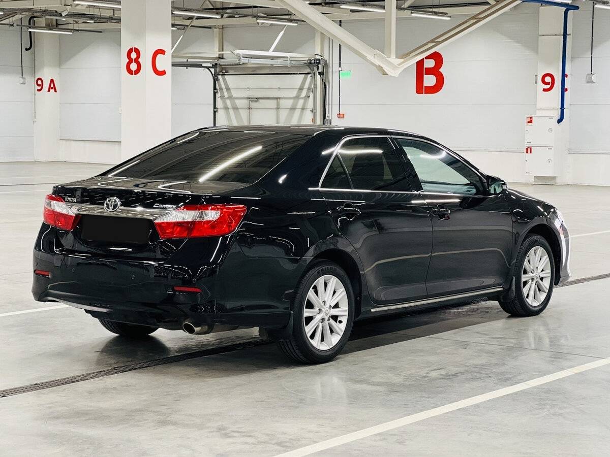 Продажа Б/У Тойота Камри. Фото: #4