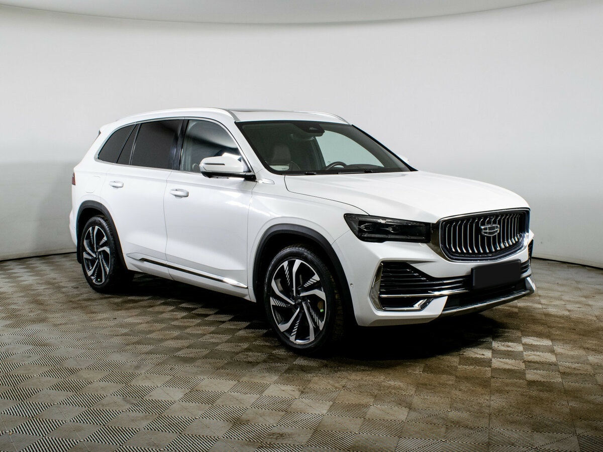 Купить Geely Monjaro с пробегом. Фото: #2