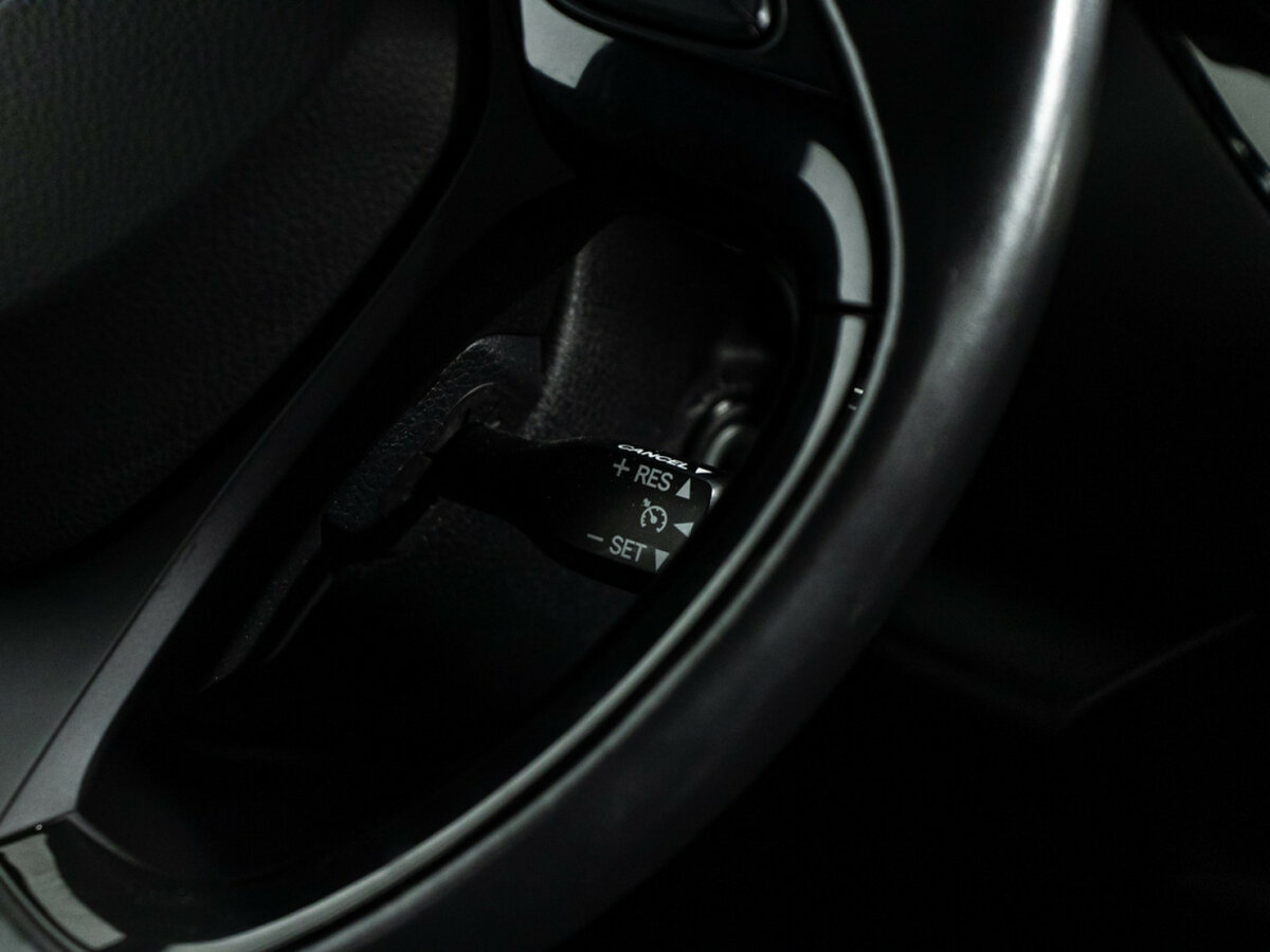 Купить Toyota C-HR с пробегом. Фото: #18