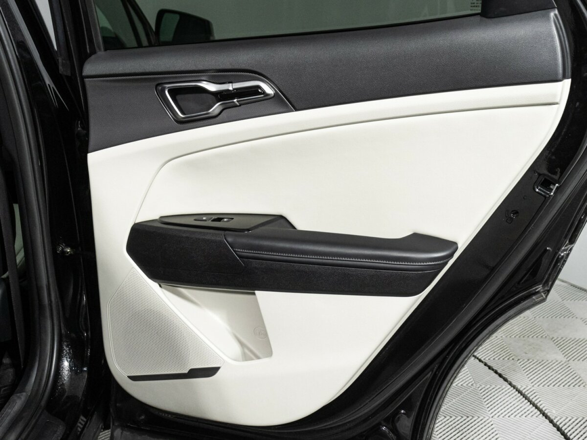 Купить Kia Sportage с пробегом. Фото: #28