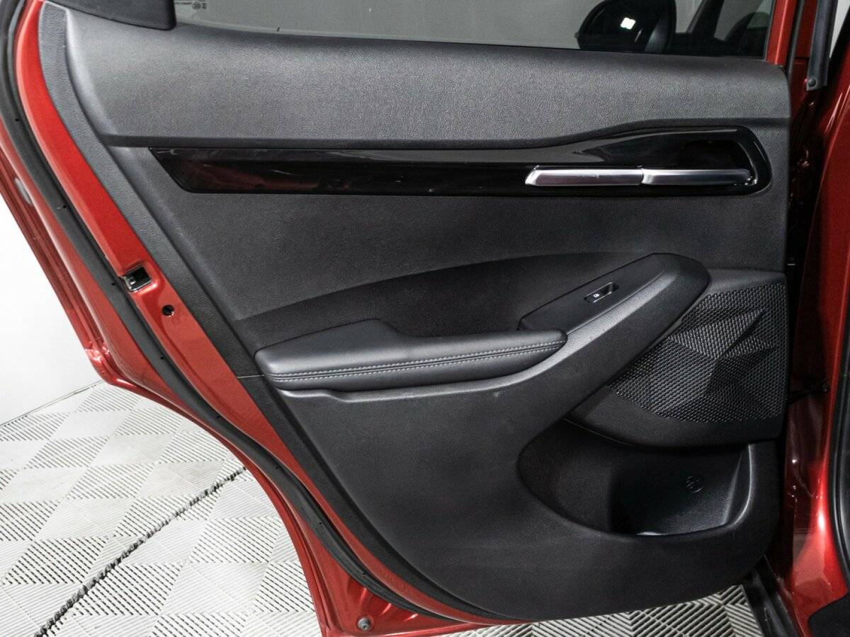 Купить Kia Seltos с пробегом. Фото: #22