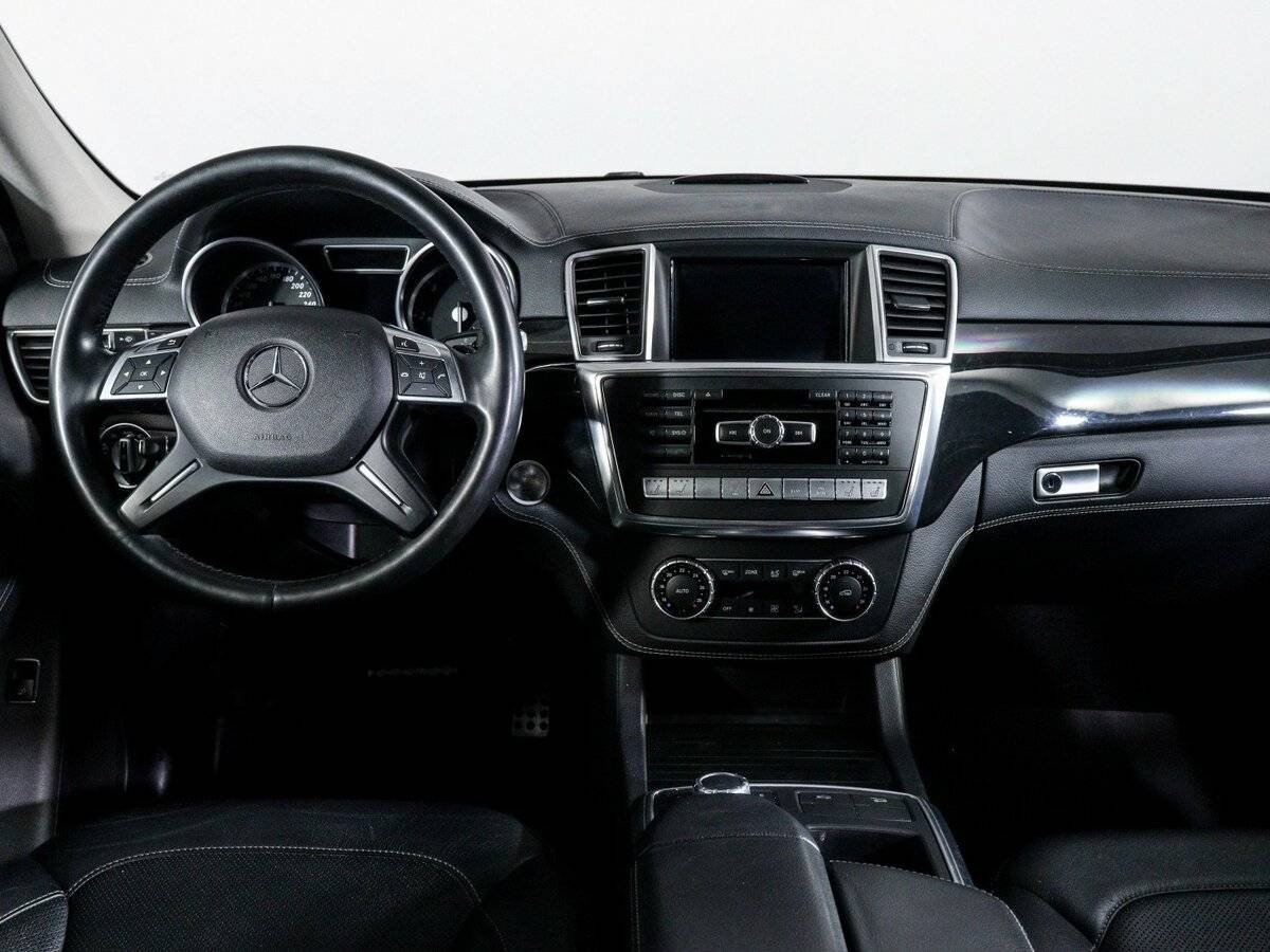 Купить Mercedes-Benz M-Класс с пробегом. Фото: #9