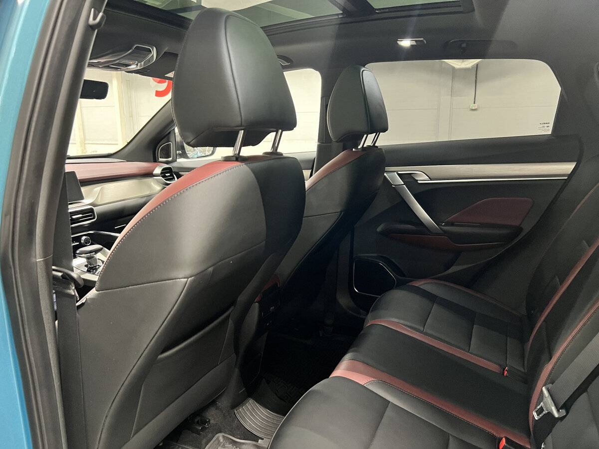 Купить Geely Coolray с пробегом. Фото: #11