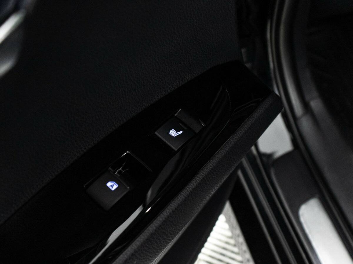 Купить Toyota Camry с пробегом. Фото: #20