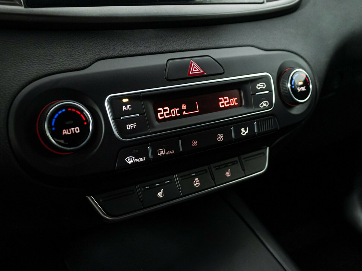 Купить Kia Sorento с пробегом. Фото: #15